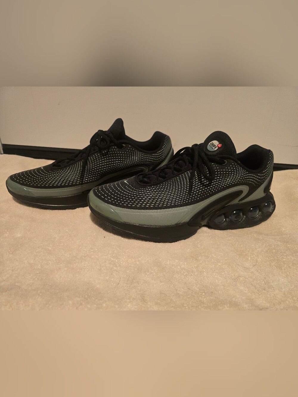 Men's Black and Olive Running Sneakers - Athletic Comfort